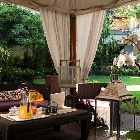 Fenix Hotel 4*