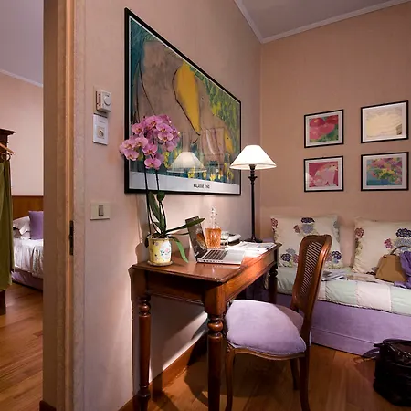Fenix Hotel 4*