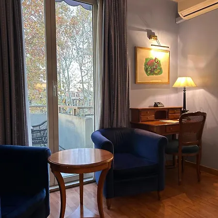 Fenix Hotel 4*