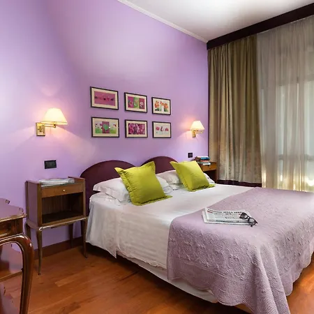 Hotel Fenix 4*