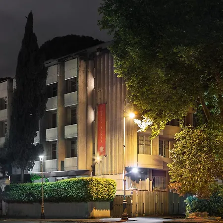 Fenix Hotel 4*
